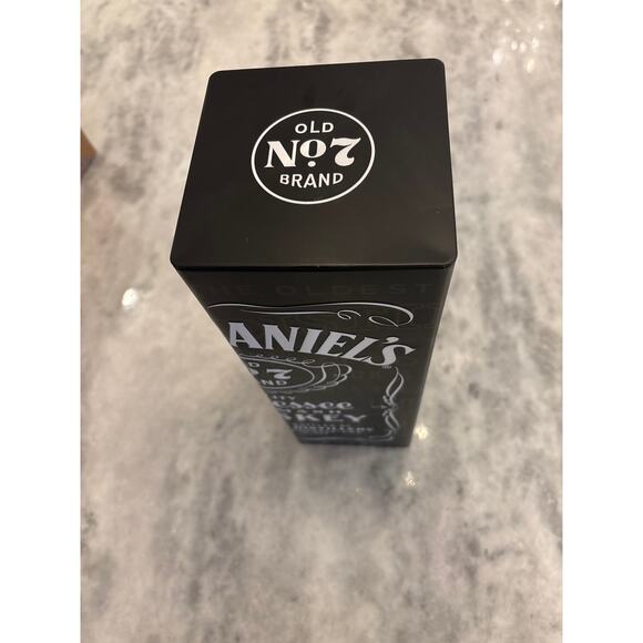 Jack Daniel’s Decorative Tin - Picture 2 of 4